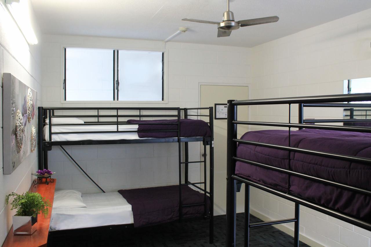 Foreign Exchange Accommodation-Beachside 汤斯维尔 外观 照片